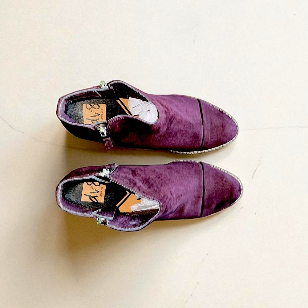 DV8 by Dolce Vita Plum Faux Suede Ankle Booties Size 7 Block Heel Side Zip EUC! - Picture 6 of 7
